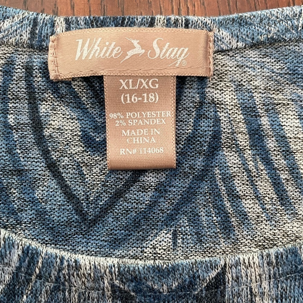 White Stage women’s top size X Large long sleeve rushed. Gray and blue Details - Picture 4 of 5